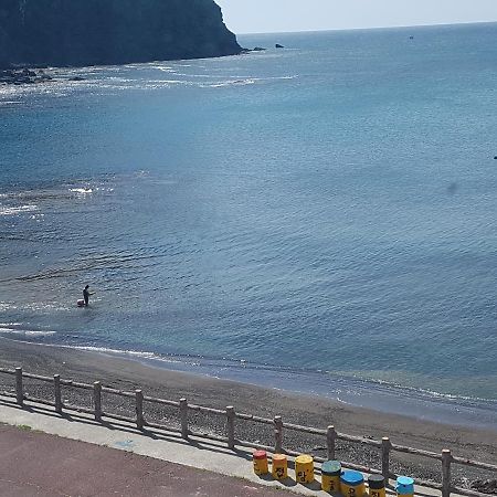 Nice View Guesthouse Seogwipo Ngoại thất bức ảnh