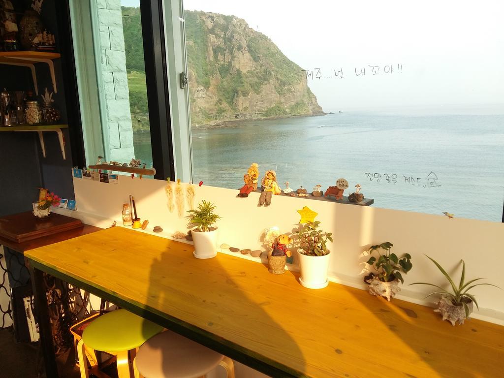 Nice View Guesthouse Seogwipo Ngoại thất bức ảnh